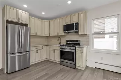 347 E Pine Street, Long Beach, NY 11561 - Photo 7
