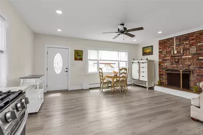 347 E Pine Street, Long Beach, NY 11561 - Photo 5