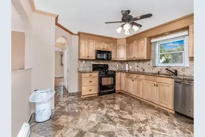 90 Remsen Circle, Yonkers, NY 10710 - Photo 5