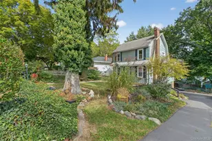 310 Carpenter Ave, Newburgh, NY 12550 - Photo 3