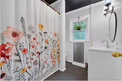 310 Carpenter Avenue, Newburgh, NY 12550 - Photo 29