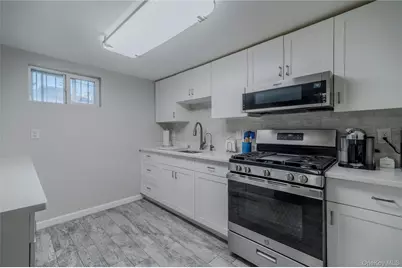 160-11 24th Avenue, Whitestone, NY 11357 - Photo 35