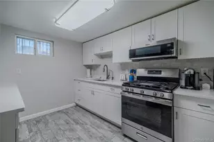 160-11 24th Ave, Whitestone, NY 11357 - Photo 35