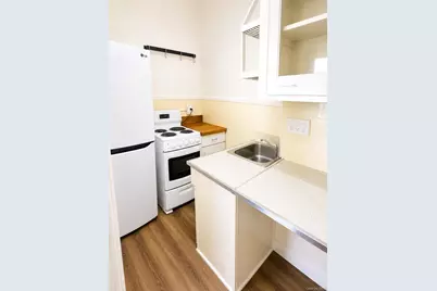 33 Virginia Ave 33, Poughkeepsie, NY 12601 - Photo 3