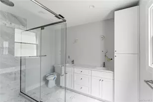 969 Manor Ln, Bay Shore, NY 11706 - Photo 13
