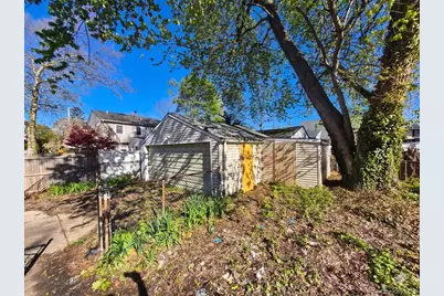 1767 Bushwick Avenue, Merrick, NY 11566 - Photo 7