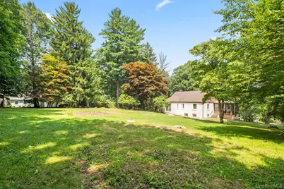 10 Farview Terrace, Airmont, NY 10901 - Photo 35