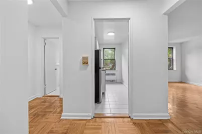 3260 Netherland Avenue #3E, Bronx, NY 10463 - Photo 5