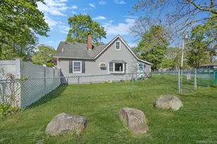 38 Nymph Rd, Rocky Point, NY 11778 - Photo 3