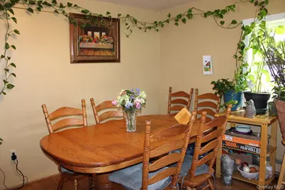 12 S Parsonage Street, Rhinebeck, NY 12572 - Photo 9