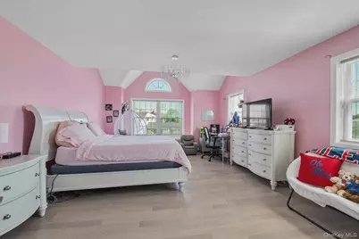 418 Parker Avenue, Levittown, NY 11756 - Photo 9