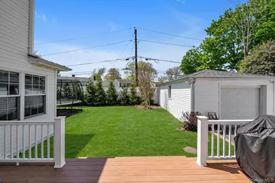 418 Parker Avenue, Levittown, NY 11756 - Photo 17