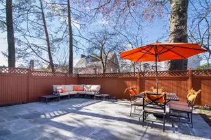 233 Kneeland Ave, Yonkers, NY 10705 - Photo 11