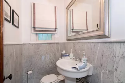 233 Kneeland Avenue, Yonkers, NY 10705 - Photo 23