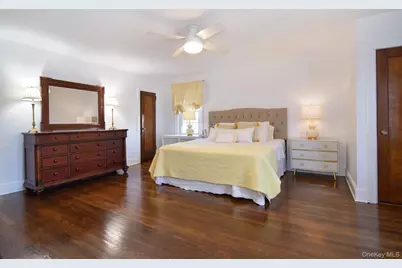 233 Kneeland Avenue, Yonkers, NY 10705 - Photo 29