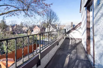 233 Kneeland Avenue, Yonkers, NY 10705 - Photo 35