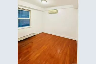 14022 Beech Avenue #3E, Flushing, NY 11355 - Photo 7