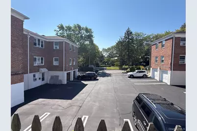 37 Spruce Street #3, Great Neck, NY 11021 - Photo 13