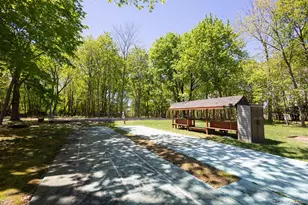 604 Cabot Ct E, Saint James, NY 11780 - Photo 19