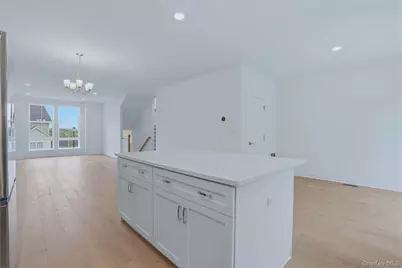 4010 Chestnut Ridge Road, Fishkill, NY 12524 - Photo 19
