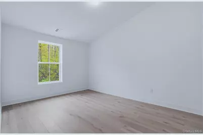 4010 Chestnut Ridge Road, Fishkill, NY 12524 - Photo 27