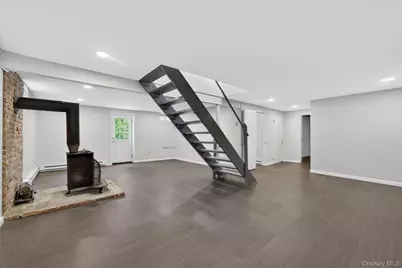 25 Kings Drive, Newburgh, NY 12589 - Photo 35