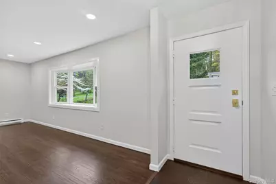 25 Kings Drive, Newburgh, NY 12589 - Photo 9