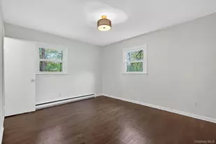25 Kings Dr, Newburgh, NY 12589 - Photo 29