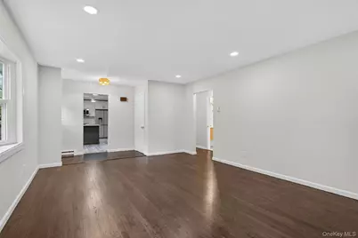25 Kings Drive, Newburgh, NY 12589 - Photo 13