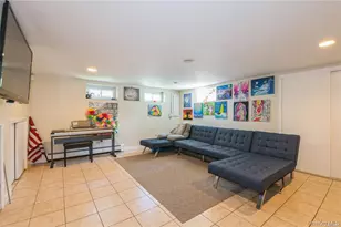 1040 Cedarhurst St, Woodmere, NY 11581 - Photo 13