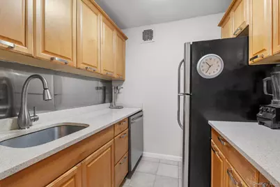 118-18 Union Turnpike #18CD, Kew Gardens, NY 11415 - Photo 13