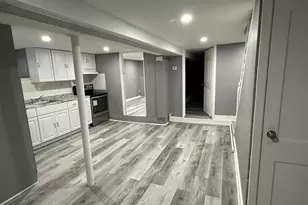 2515 Holland Ave, Bronx, NY 10467 - Photo 13
