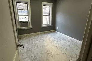 2515 Holland Ave, Bronx, NY 10467 - Photo 15