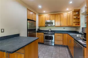 5629 Sylvan Ave, Bronx, NY 10471 - Photo 13