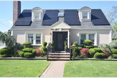 14 Plymouth Street, New Hyde Park, NY 11040 - Photo 1