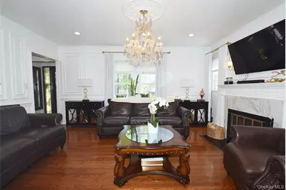 14 Plymouth Street, New Hyde Park, NY 11040 - Photo 3