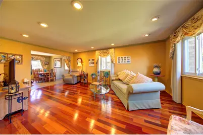 1595 N Central Avenue #30, Valley Stream, NY 11580 - Photo 3