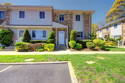 1595 N Central Avenue #30, Valley Stream, NY 11580 - Photo 1