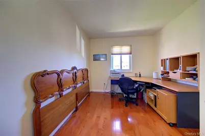 1595 N Central Avenue #30, Valley Stream, NY 11580 - Photo 17