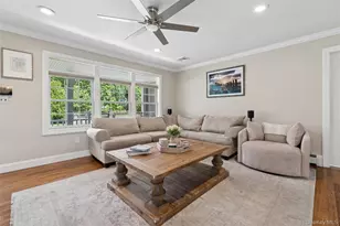 1039 Middle Rd, Riverhead, NY 11901 - Photo 15