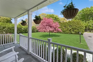 1039 Middle Rd, Riverhead, NY 11901 - Photo 5