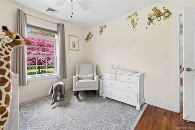1039 Middle Road, Riverhead, NY 11901 - Photo 23