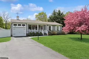 1039 Middle Rd, Riverhead, NY 11901 - Photo 3