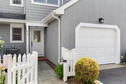 61 Brittany Lane, Westhampton Beach, NY 11978 - Photo 13