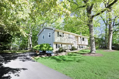 3 Durham Lane, Suffern, NY 10901 - Photo 1