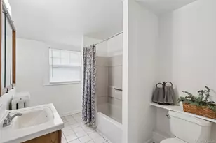208A Wheatley Rd, Old Westbury, NY 11568 - Photo 25