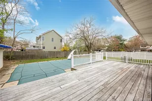 2 Seley Cross, Islip Terrace, NY 11752 - Photo 31