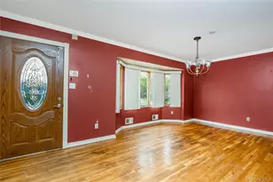 2 Seley Cross, Islip Terrace, NY 11752 - Photo 9