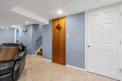 41 Robert Circle, Syosset, NY 11791 - Photo 25