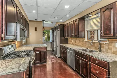 26 Harvard Avenue, Lynbrook, NY 11563 - Photo 7